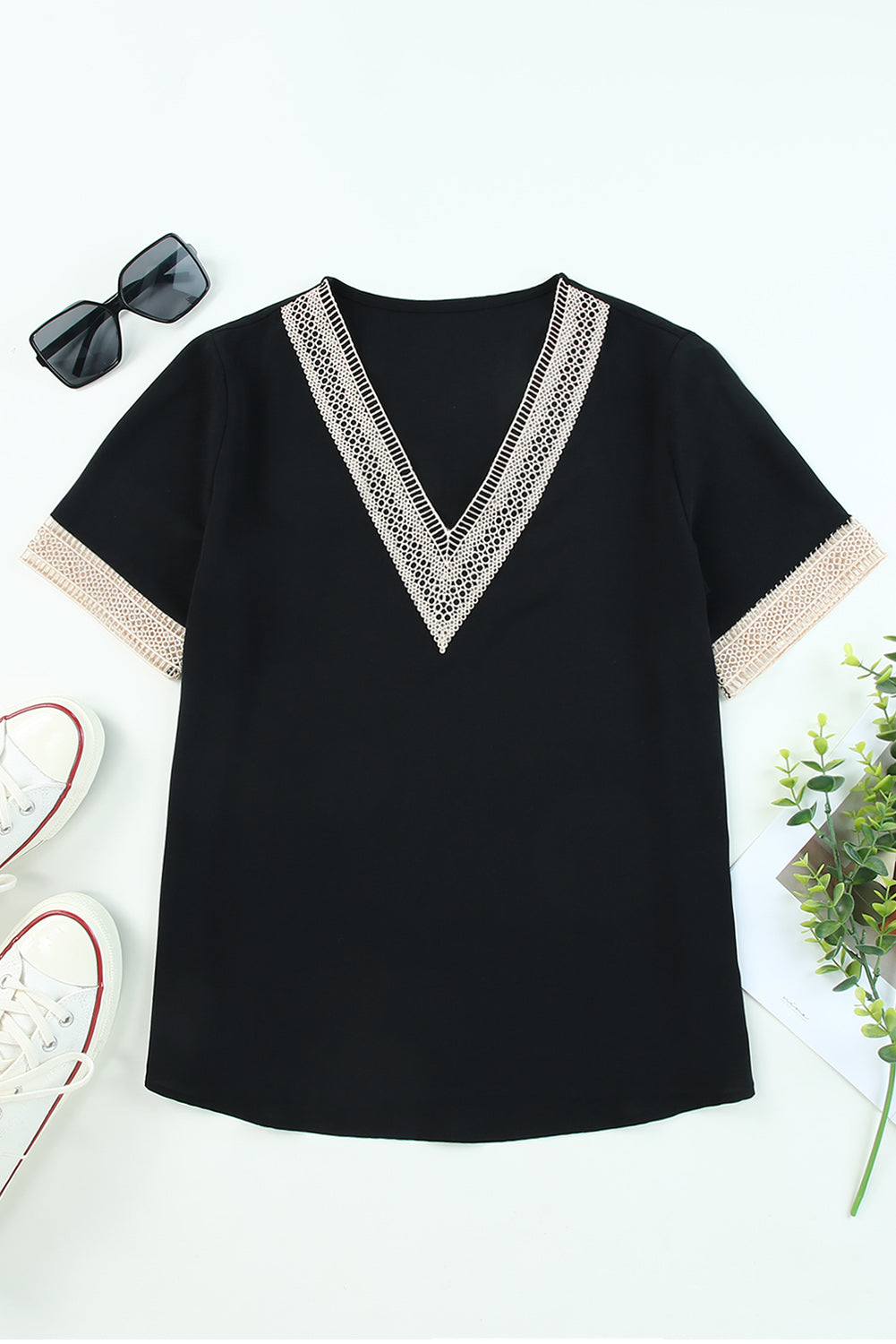 Lace Trim V Neck Short Sleeve Blouse