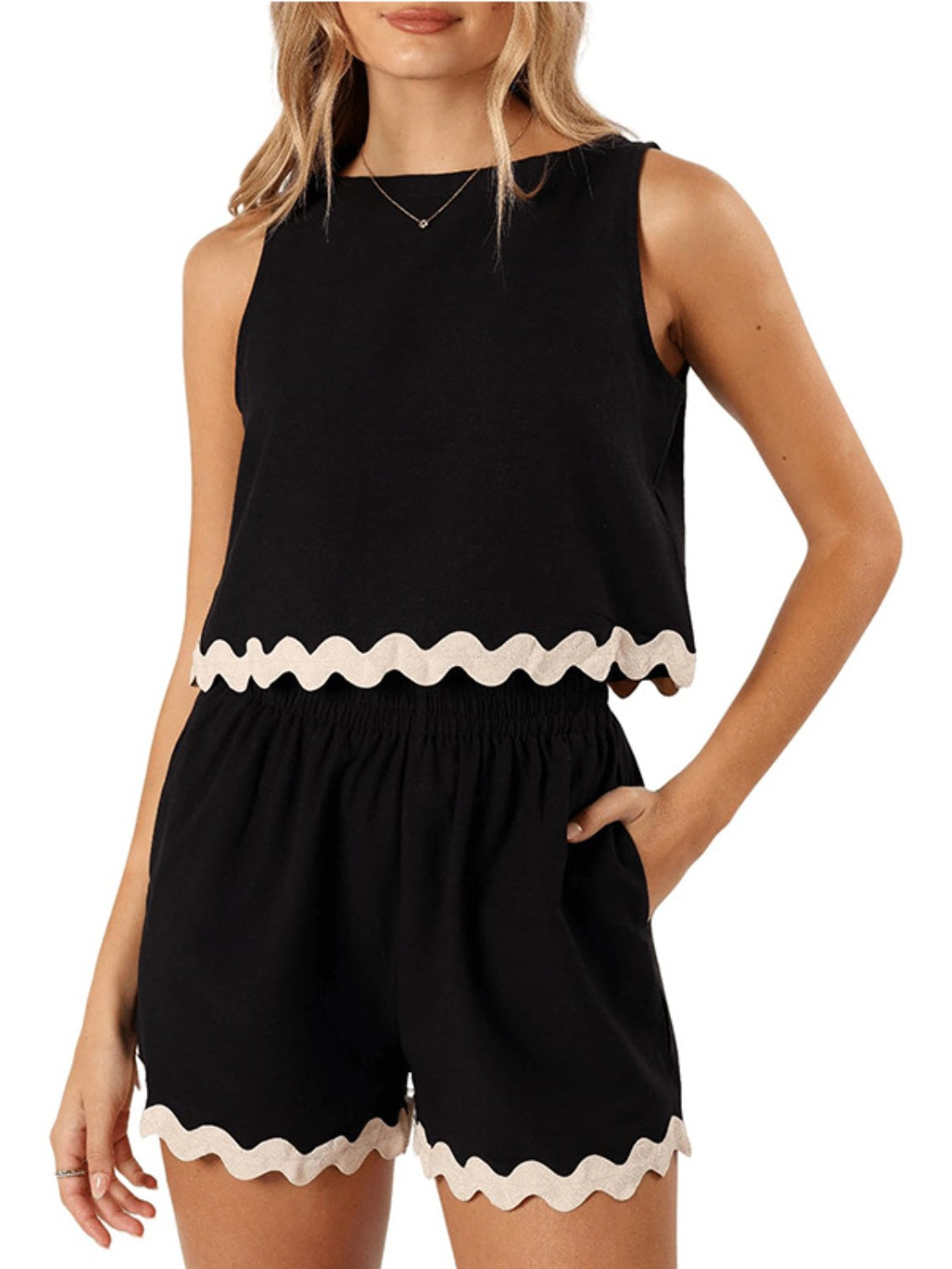 Contrast Trim Sleeveless Top and Shorts Set