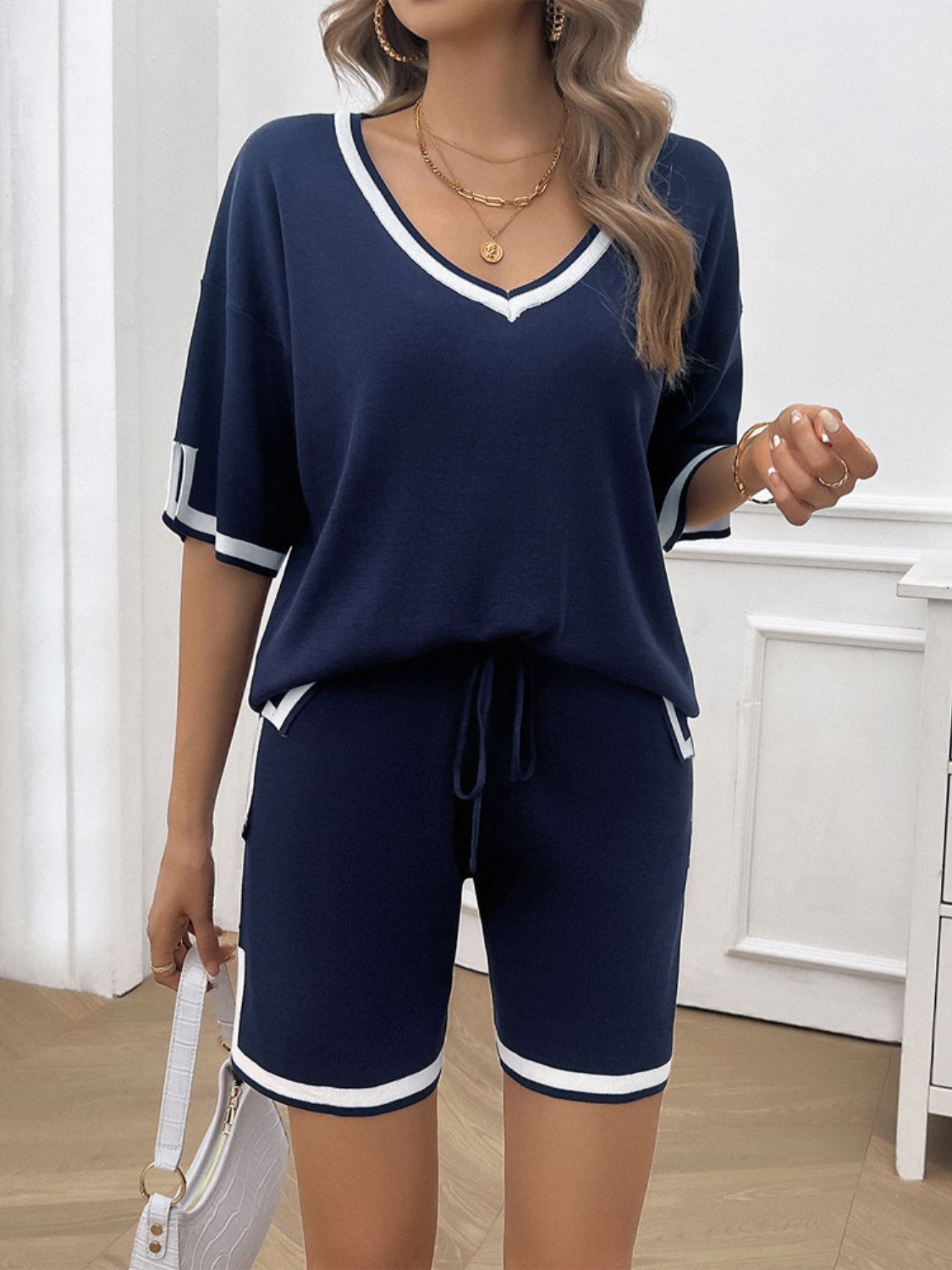 Contrast Trim Drawstring V-Neck Top and Shorts Set