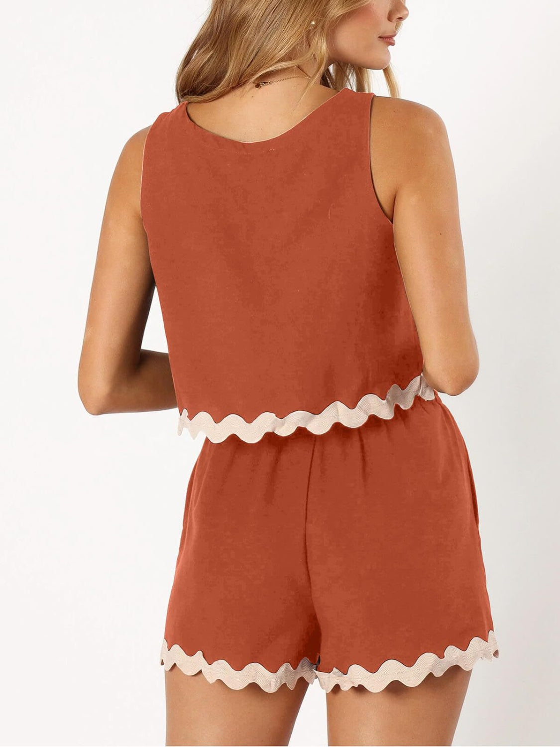 Contrast Trim Sleeveless Top and Shorts Set