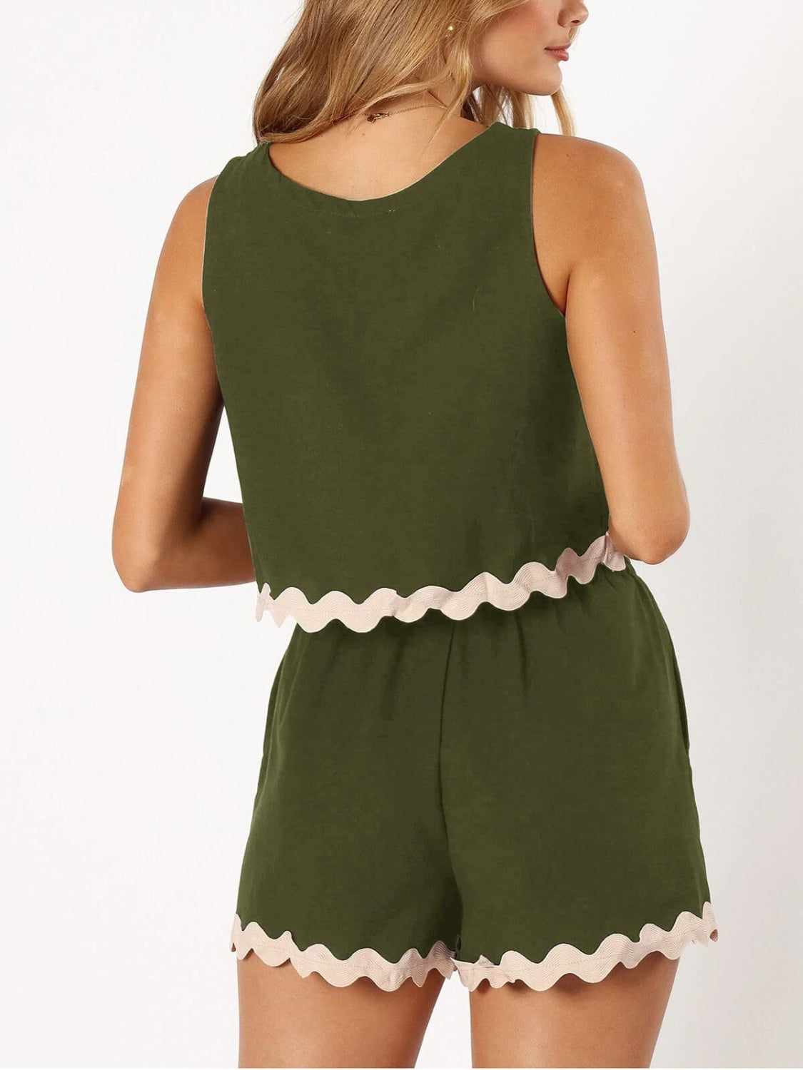 Contrast Trim Sleeveless Top and Shorts Set