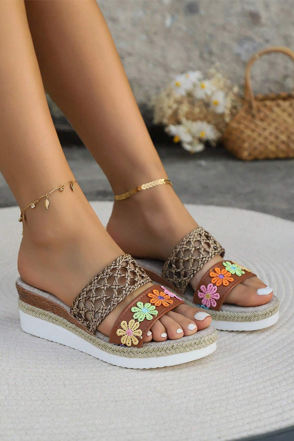 White Floral Print Wedge Slippers