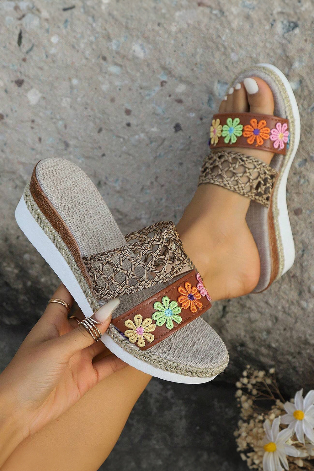 White Floral Print Wedge Slippers