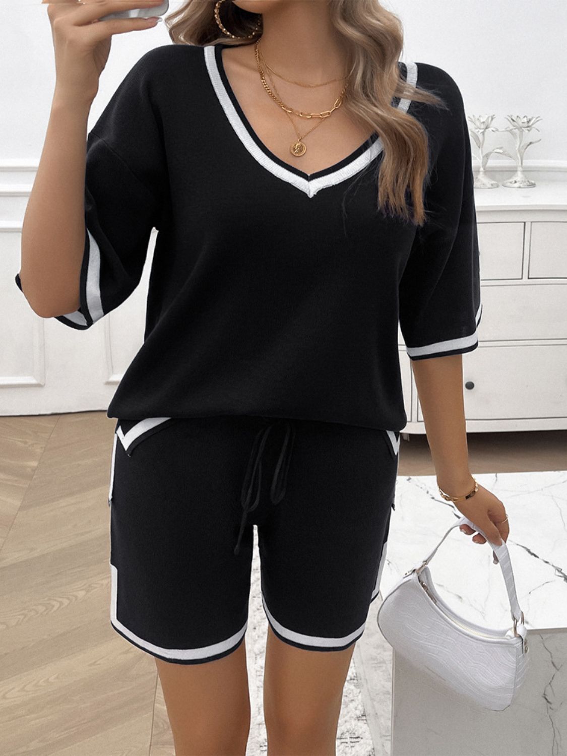 Contrast Trim Drawstring V-Neck Top and Shorts Set