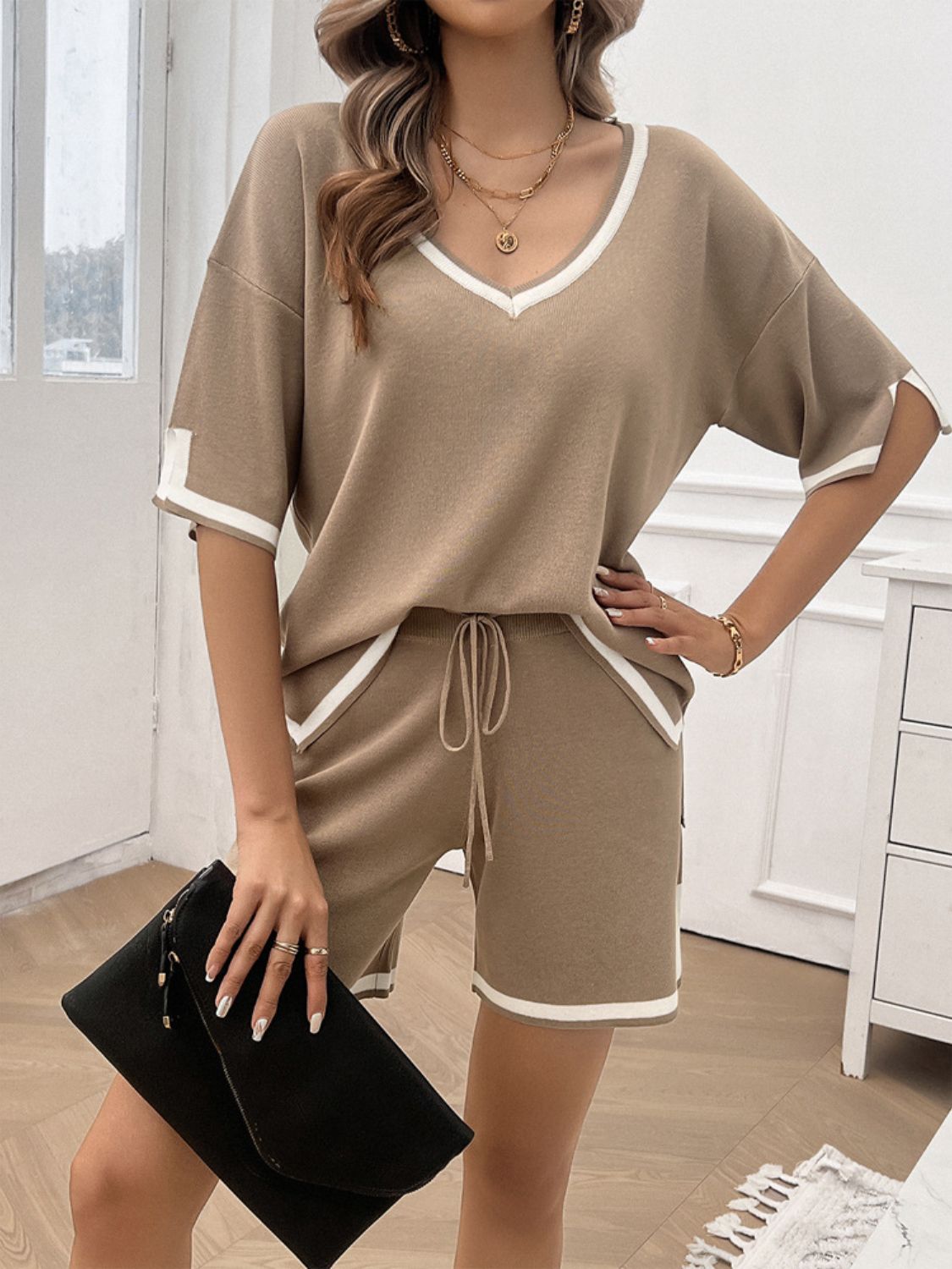 Contrast Trim Drawstring V-Neck Top and Shorts Set