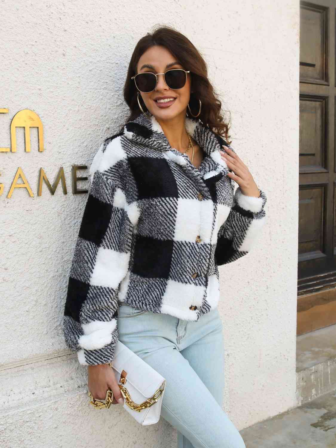 Plaid Buttoned Jacket