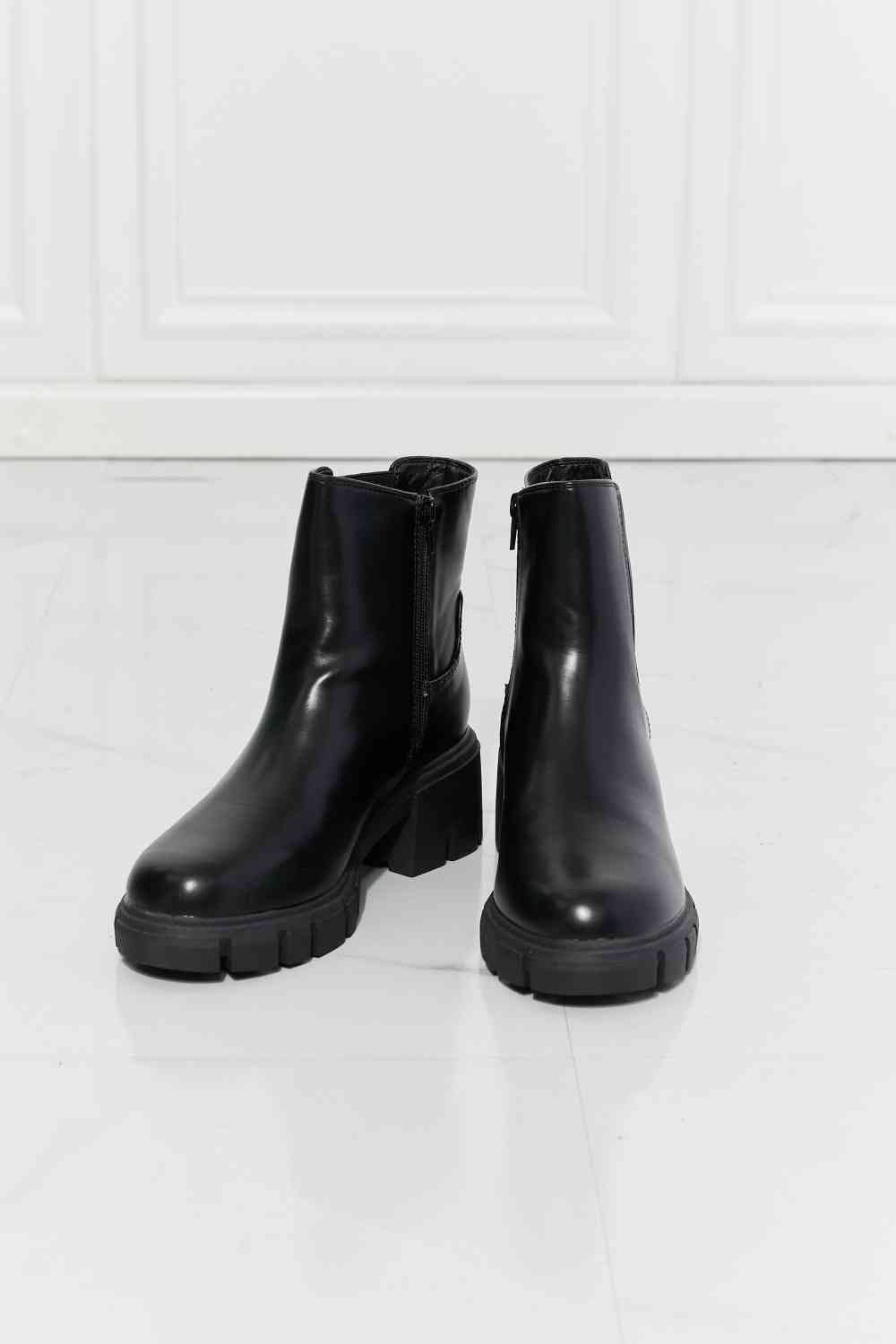 Zip Side Chelsea Boots