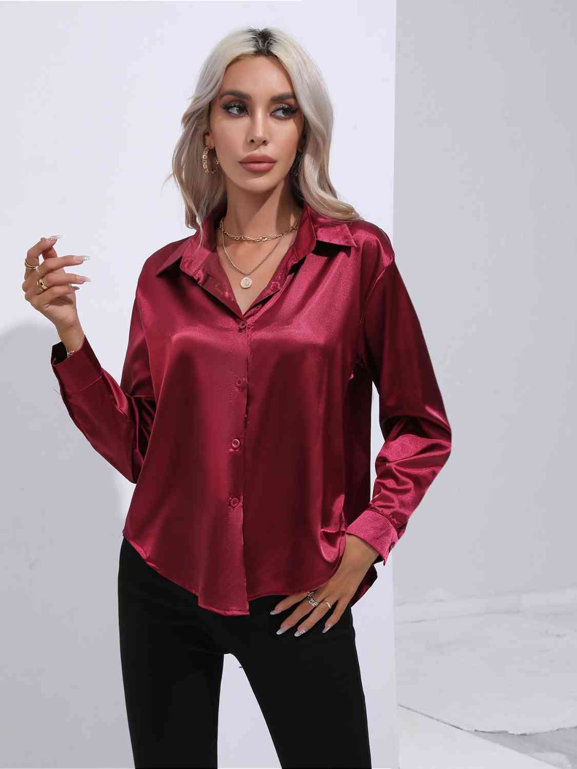 Solid Color Buttoned Long Sleeve Shirt