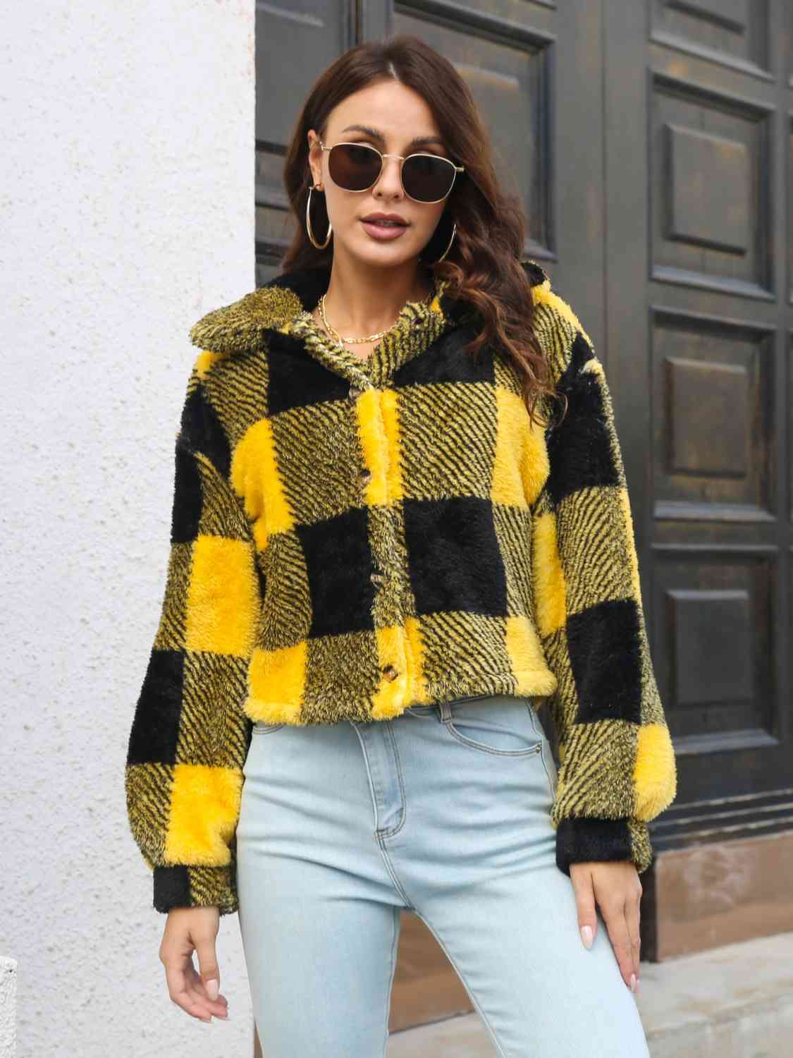 Plaid Buttoned Jacket