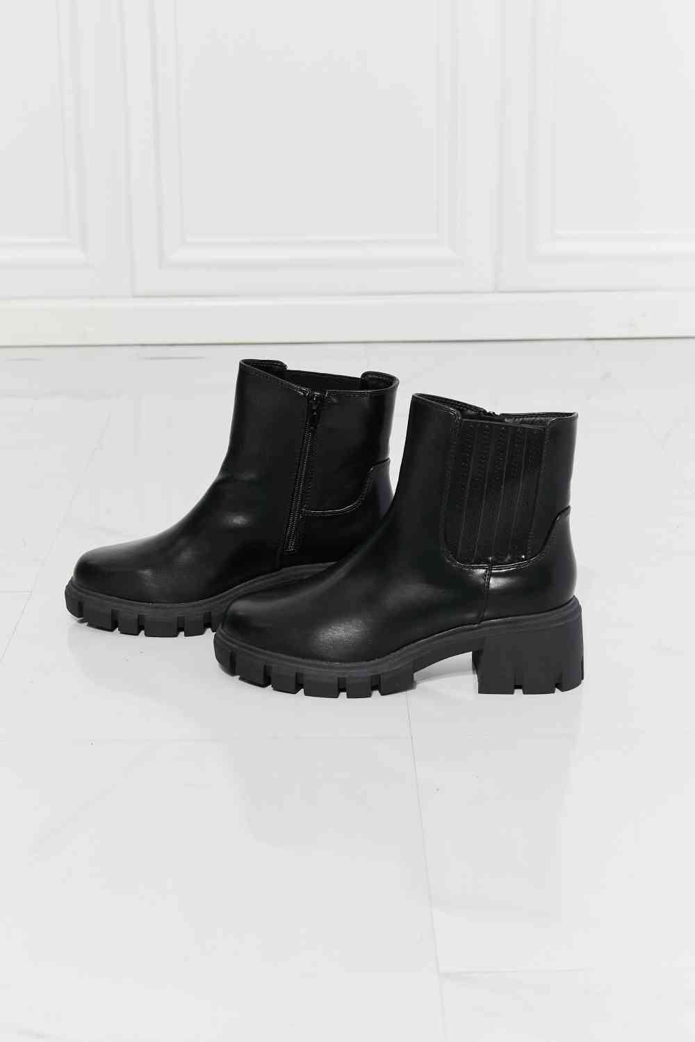 Zip Side Chelsea Boots